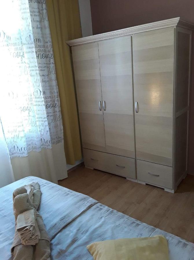 Rab Apartments Zic Kampor Екстериор снимка